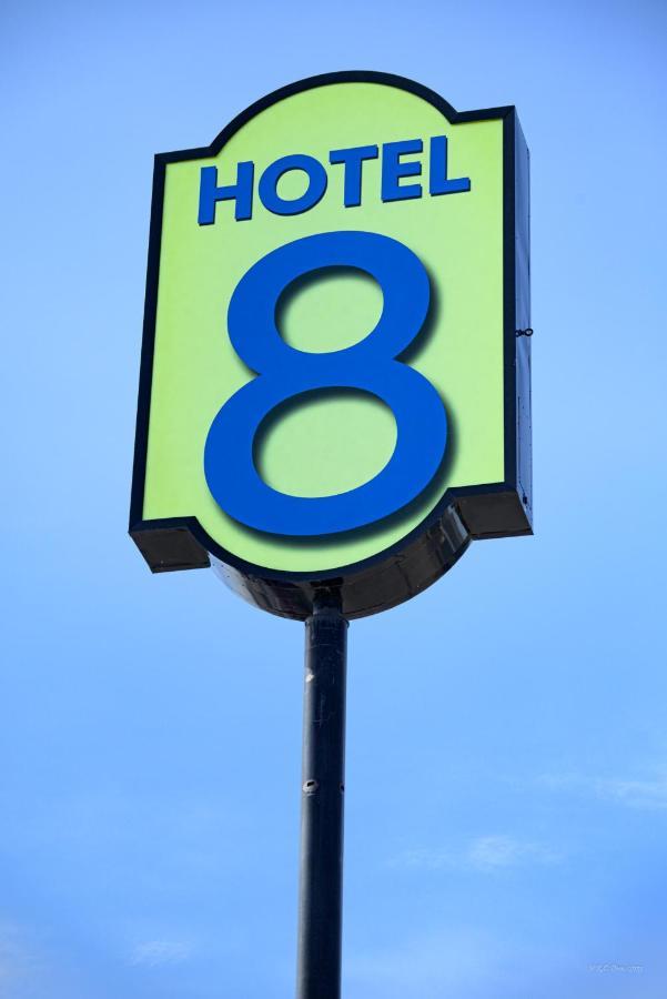 Hotel 8 Fergus Falls Exterior foto